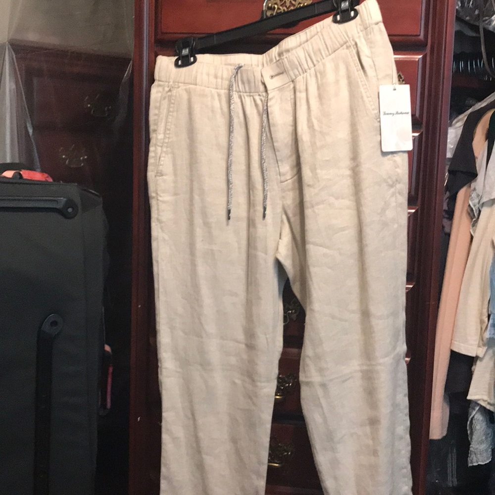 Tags removed. Tommy Bahama Men’s Linen pants, Large.